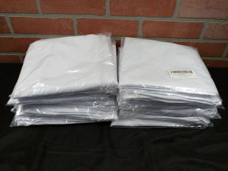 lot 46 image: Banquet Chair Covers 100% Polyester