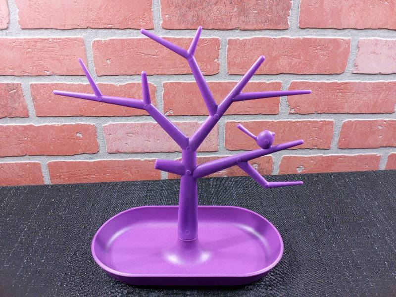 lot 293 image: Jewelry Trees