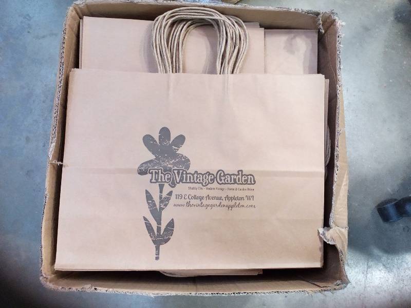 lot 77 image: Paper bags with Logo