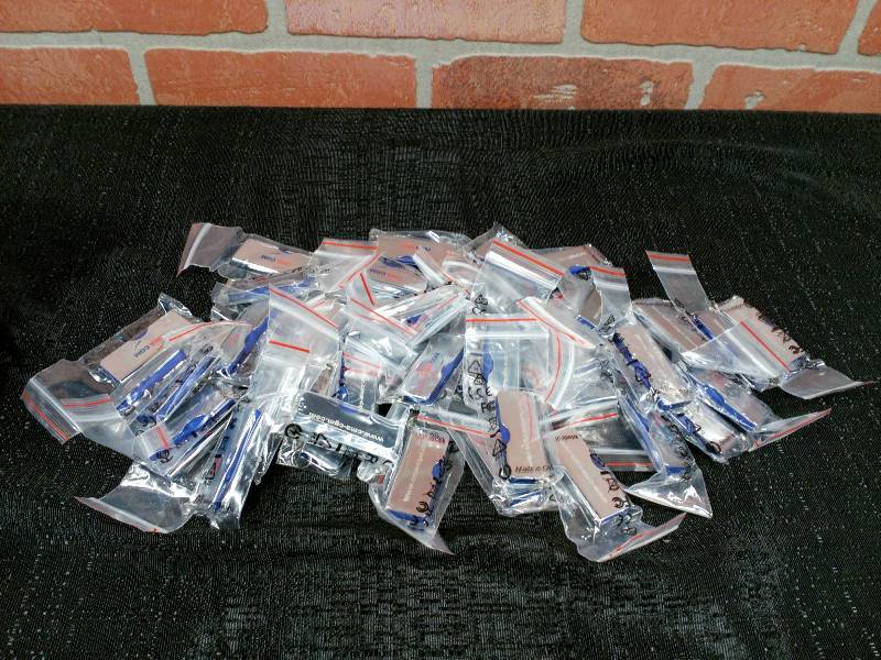 lot 81 image: 2GB Flash Drives With Logo