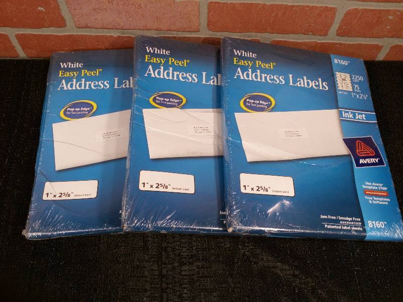 lot 96 image: Avery Easy Peel Address Labels - Ink Jet