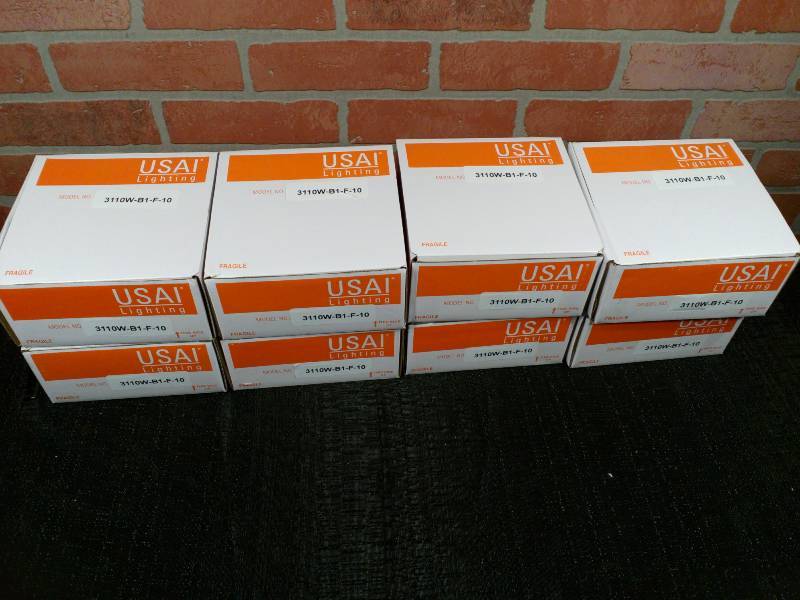 lot 101 image: USAI 311ow-B1-F-10 Beueled Dun Light  4-12 Aperture