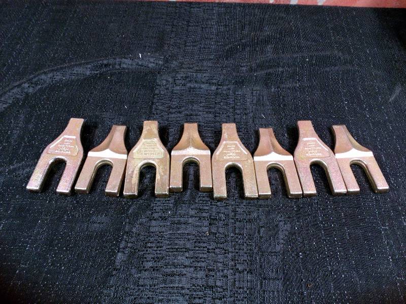 lot 111 image: Premier Chisel Tooth