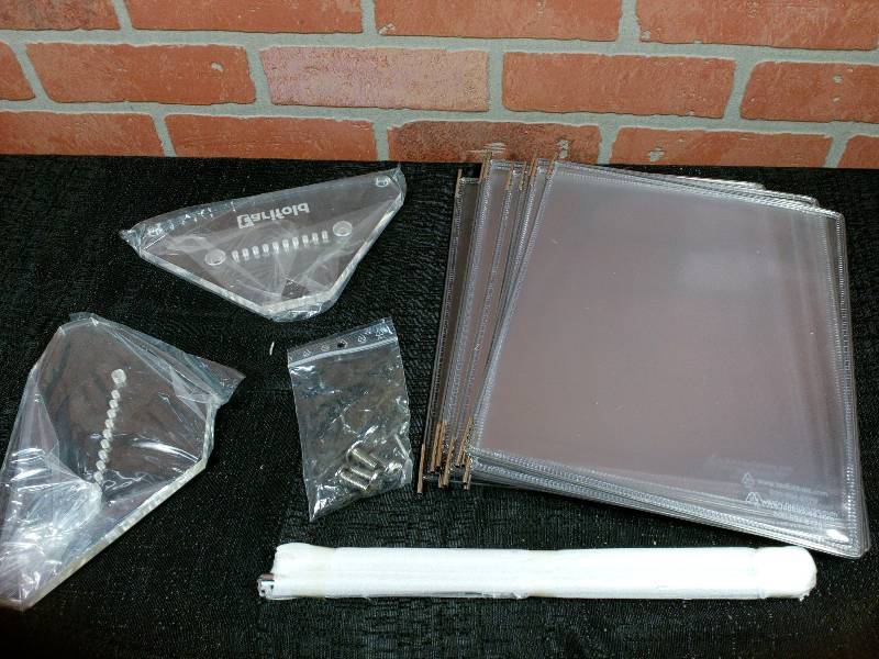 lot 135 image: Tarifold Crystal Line Desk Stand 10 Pockets Catalog Rack