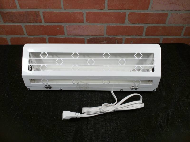 lot 141 image: Curtron Pest Pro Series 150 WH Silent Flying Insert Trap