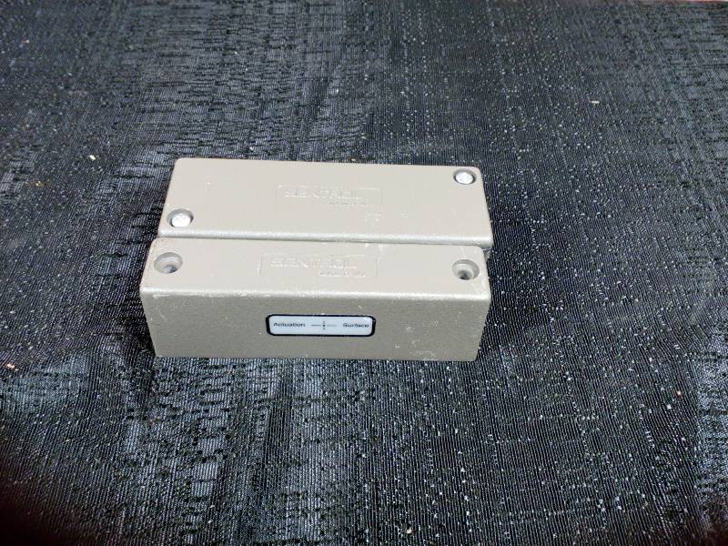 lot 147 image: Guard Switch Interlock  Position Switch