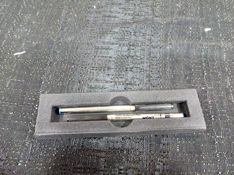 lot 150 image: Montblanc Pacific Blue Ballpoint Refill Fine Pack of 2 (3 Packages)