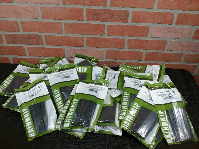 lot 164 image: RainDrip Heavy Duty Support Stakes