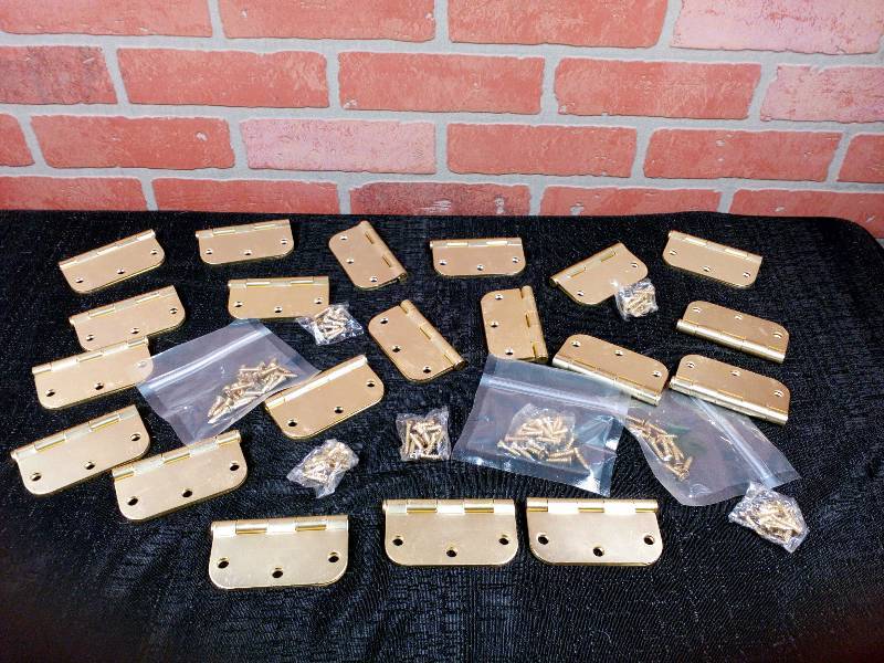 lot 179 image: Global Door Hinges Residential Radius Corner 58