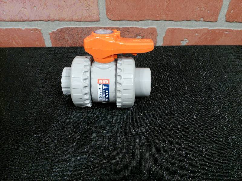 lot 185 image: IPEX 12-2 SocketThread PVC VXE Series True Union Ball Valve With EPDM