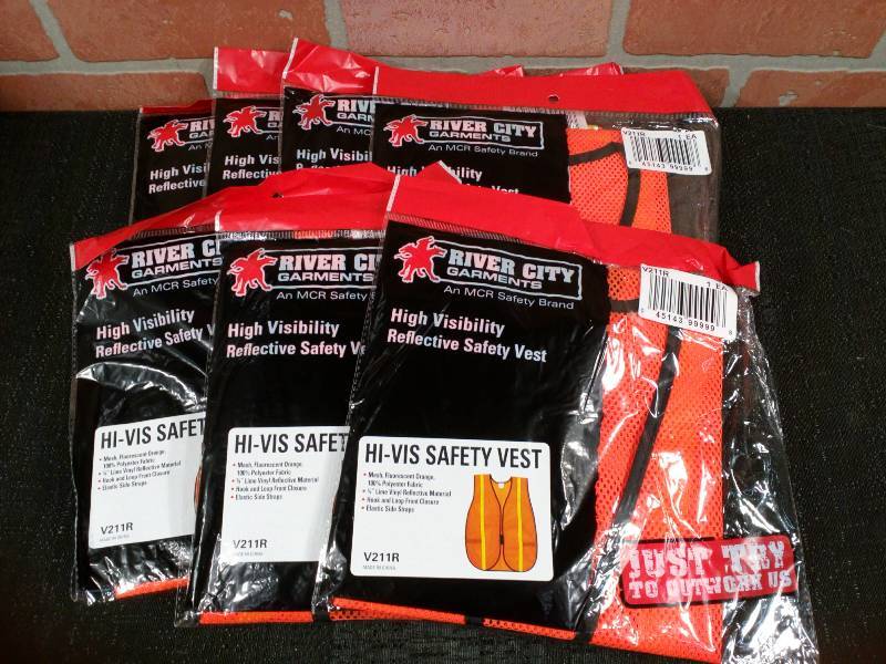 lot 226 image: River City Hi-Visibility Safety Vests