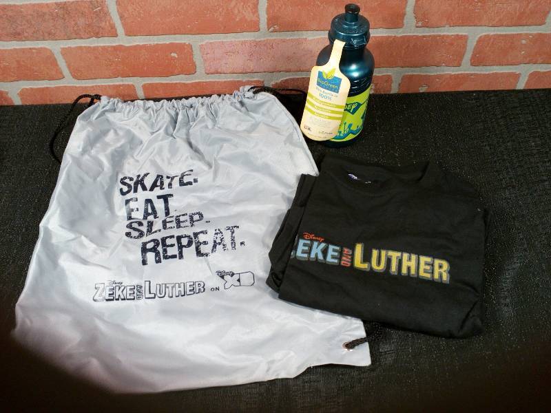 lot 240 image: Disney HD Zeke And Luther Promo Gift Sets