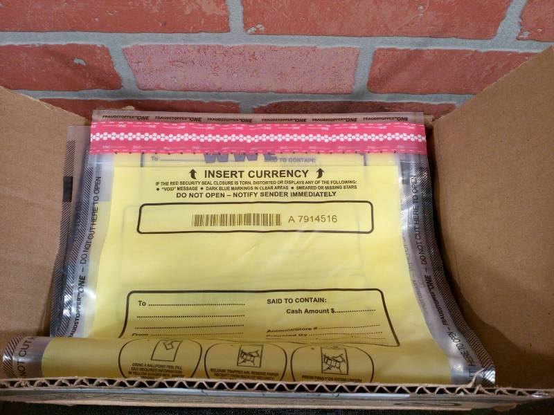 lot 83 image: MMF Tamper Evident Twin Deposit Bags