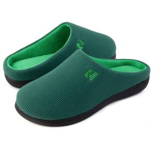 lot 89512 image: RockDove Mens Original Two-Tone Memory Foam Slipper, Size 7-8 US Men, Forest Green
