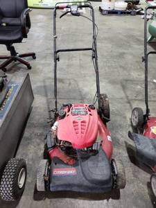 lot 45528 image: Troy Built Self Propelled 21in Mower