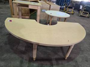 lot 34158 image: Jonti Craft Half Moon Childrens Table
