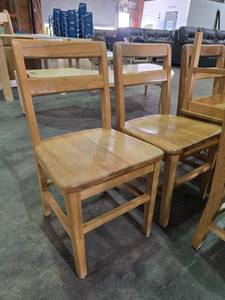 lot 34160 image: (5) Georgia Chair Co. Childrens Chairs