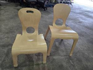 lot 34164 image: (2) Community Childrens Chairs