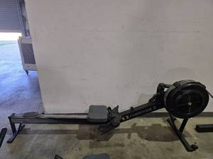 lot 34039 image: Concept 2 PM3 Rower