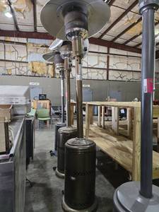 lot 34098 image: Brown Mobile Propane Model 62108 Outdoor Heater