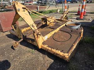 lot 3700 image: 6ft John Deere Brush Hogg Attachment