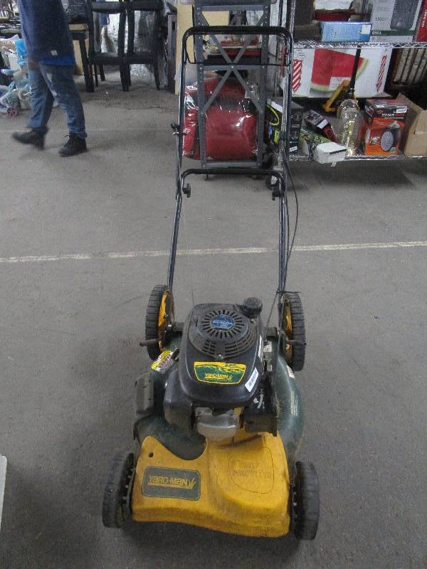 lot 755 image: Yard Man Lawnmower