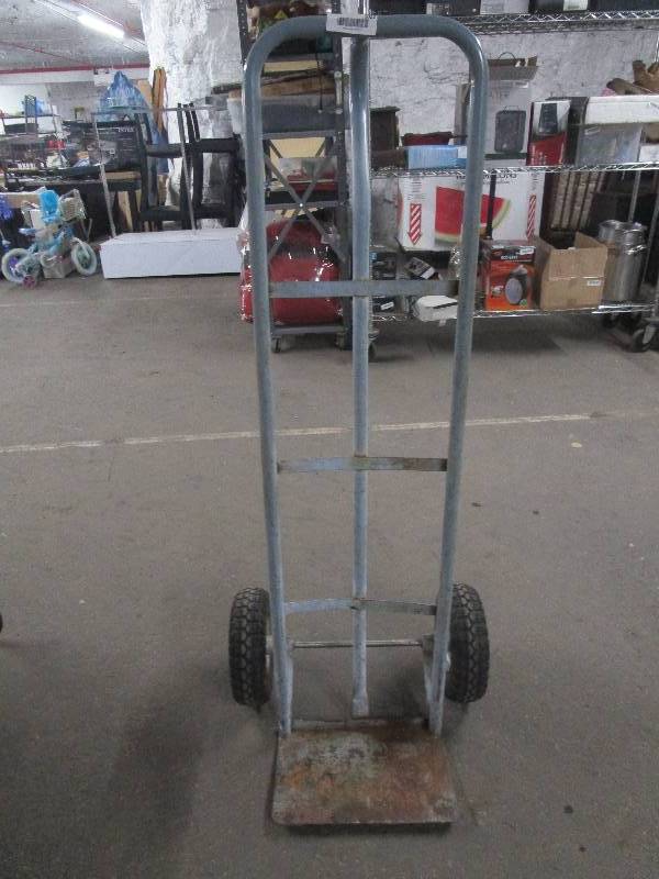 lot 1022 image: Dollie