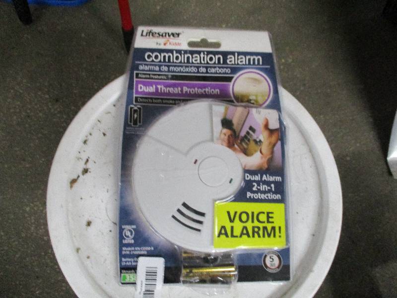 lot 530 image: Random Lot of Items