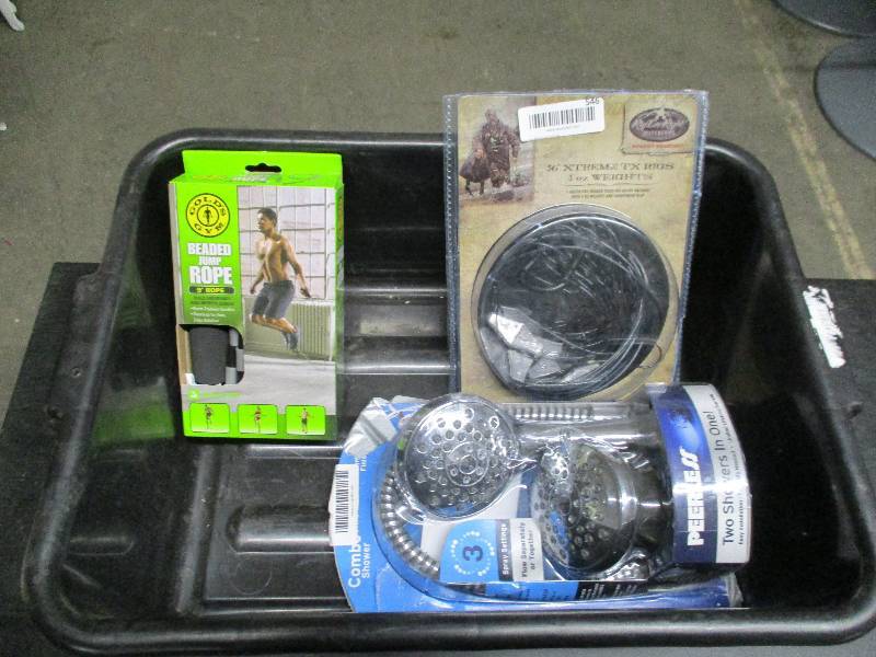 lot 616 image: Random Lot of Items