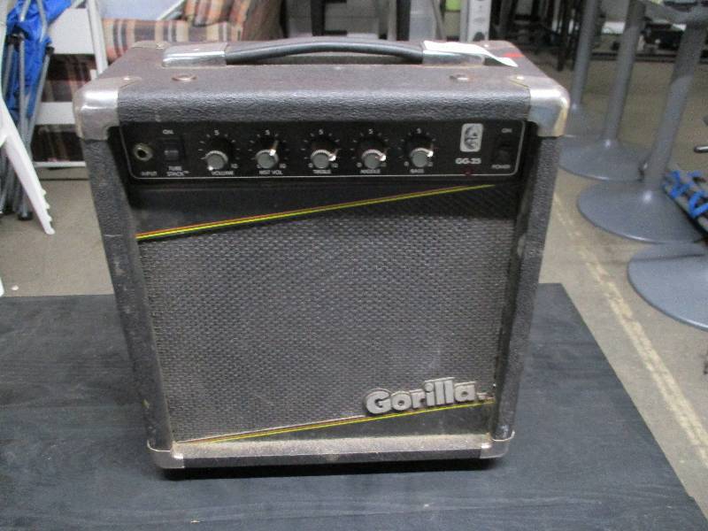 lot 613 image: Gorilla Guitar Amp