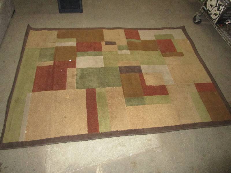 lot 639 image: Area Rug