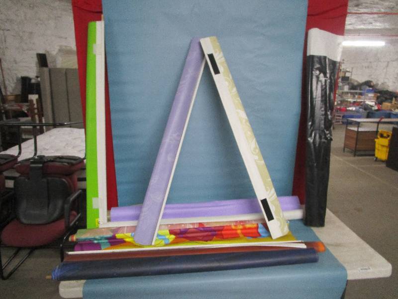 lot 563 image: Lot of Photo Backdrops