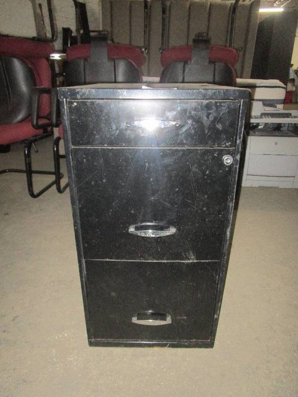 lot 580 image: Filing Cabinet