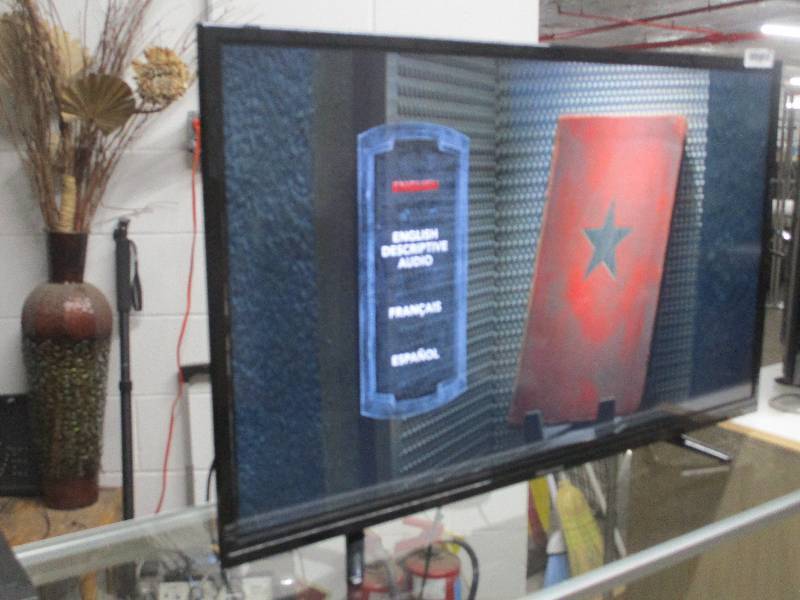 lot 503 image: Hisense Led Lcd Tv 40