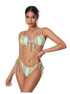 lot 86682 image: WDIRARA Womens Floral Print Tie Side Swimwear Straps Bikini Sets Swimsuits Green S