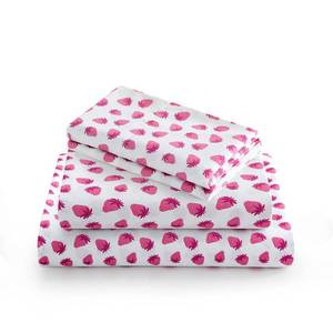 lot 87191 image: Vonty Kids Twin XL Sheet Set Strawberry Brushed Microfiber Bed Sheet for Boys & Girls, Ultra Soft & Easy to Wash (1 Fitted Sheet  1 Flat Sheet  1 Pillowcase)