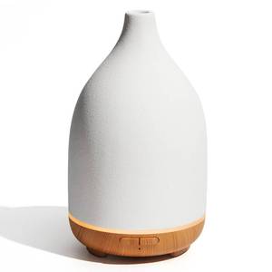 lot 88686 image: InnoGear Oil Diffuser, 150ML Ceramic Diffuser for Essential Oils Handcrafted Aromatherapy Diffuser Ultrasonic Cool Mist Humidifier with 2 Mist Modes Waterless Auto Off for Room Office, White