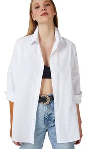 lot 90384 image: Oversized Button Down Shirts for Women, Casual Long Sleeve Dressy Blouses Tops (Large, White)