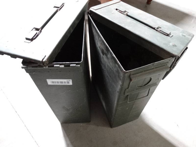 lot 278 image: 2 Military ammo cans