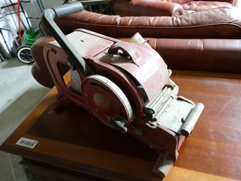 lot 279 image: Tapeshooter M- 100-6 wet tape gun