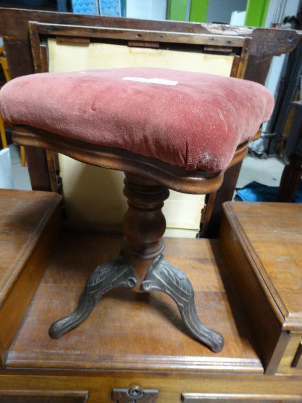 lot 294 image: Antique organ stool wadjustable seat w metal legs