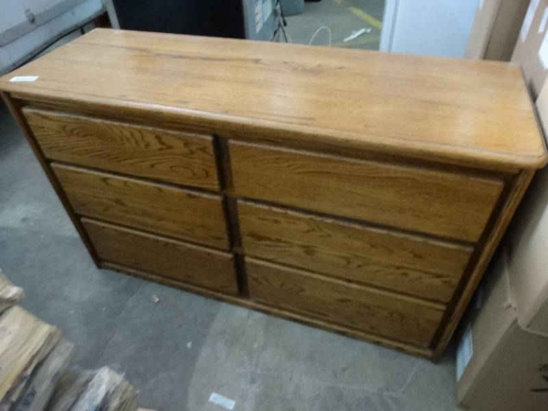 lot 392 image: 6 drawer oak chest