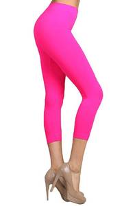 lot 93734 image: Neon Colored Capri Cut Seamless Leggings (Neon Pink) One Size
