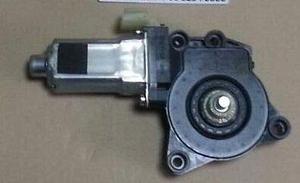 lot 93748 image: Genuine Kia 82450-2P010 Power Window Switch