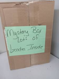 lot 71839 image: Mystery Box