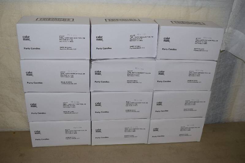 lot 154 image: 12 Boxes of 12 Packages Cake Mate Happy Birthday Candles