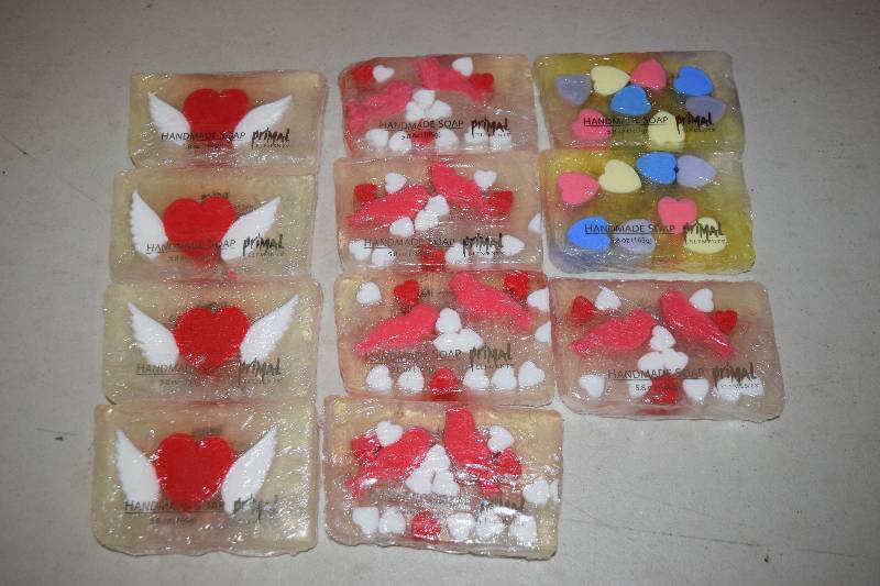 lot 194 image: 11 Handmade Soaps