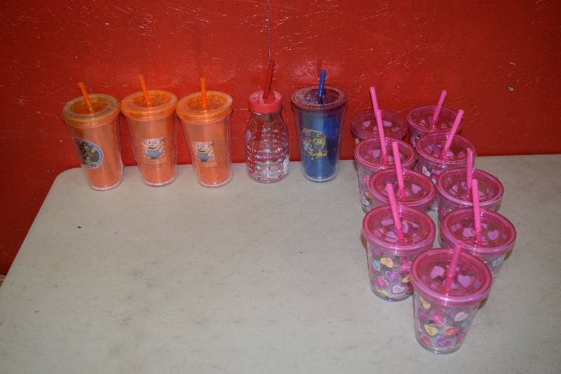lot 208 image: Kids Cups