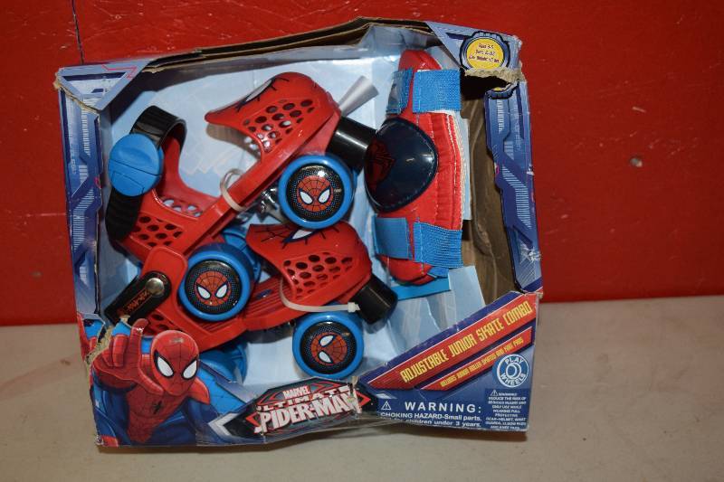 lot 270 image: Spiderman Adjustable Junior Skate Combo