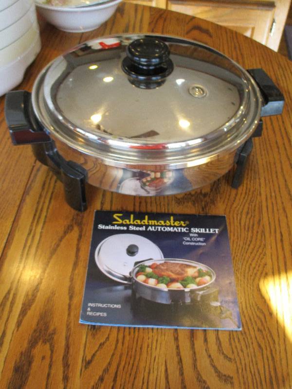 lot 310 image: Saladmaster Electric Skillet